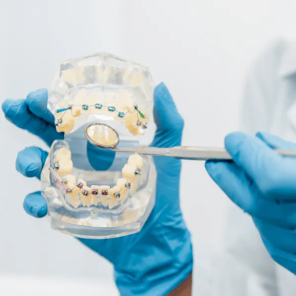 Pendik Adult Orthodontics Treatment: Perfectly Aligned Teeth with Braces